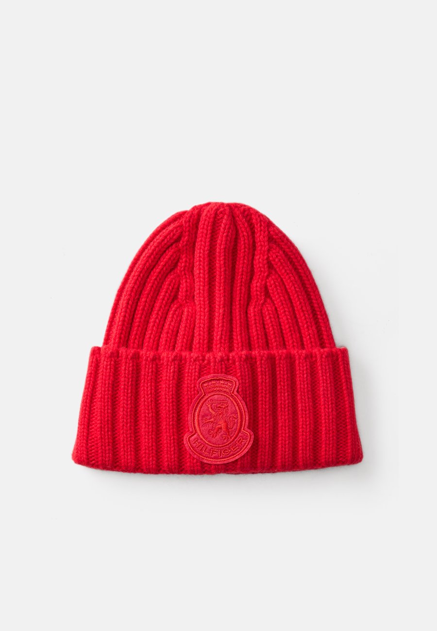 Шапка Tommy Hilfiger CREST FLUFFY BEANIE, Primary Red/Red
Шапка Tommy Hilfiger CREST FLUFFY BEANIE, Primary Red/Red