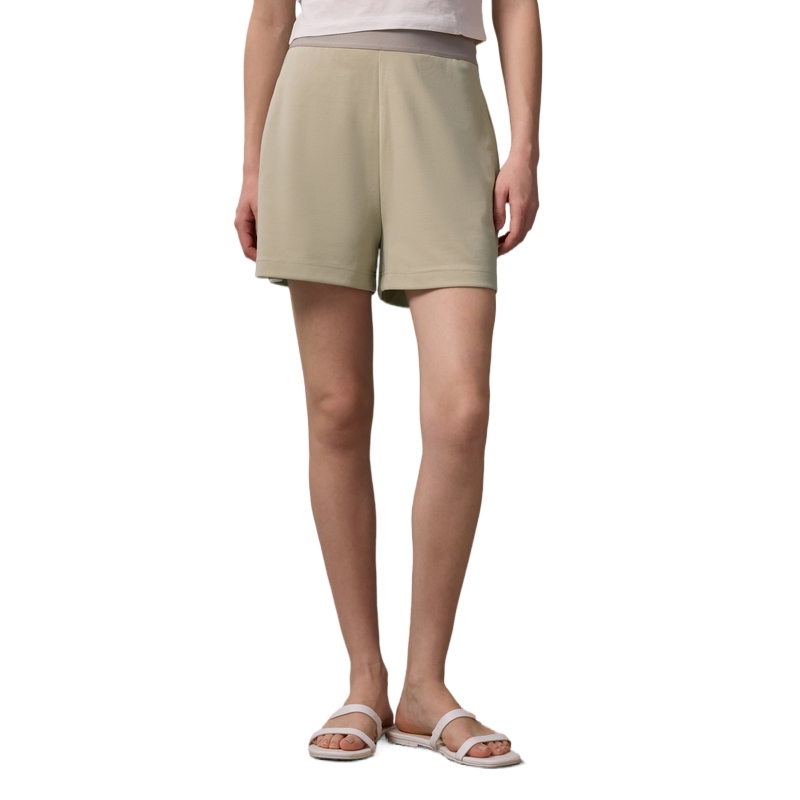 Повседневные шорты женские Calvin Klein, черный
Повседневные шорты женские Calvin Klein, черный