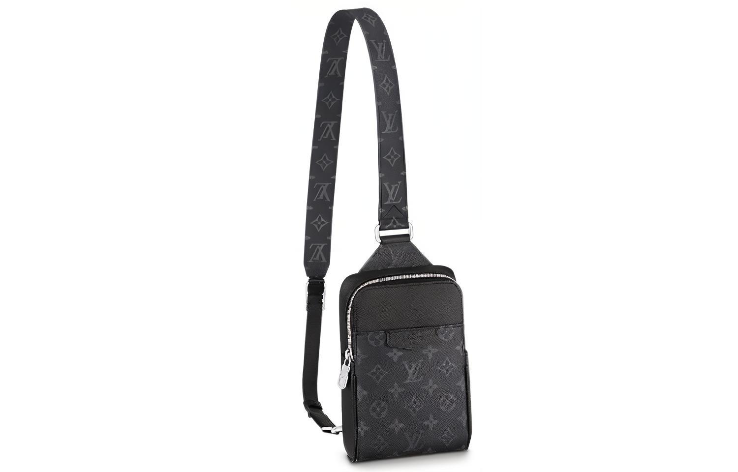 Louis Vuitton Сумка через плечо для активного отдыха Taigarama Noir Black
Louis Vuitton Сумка через плечо для активного отдыха Taigarama Noir Black
