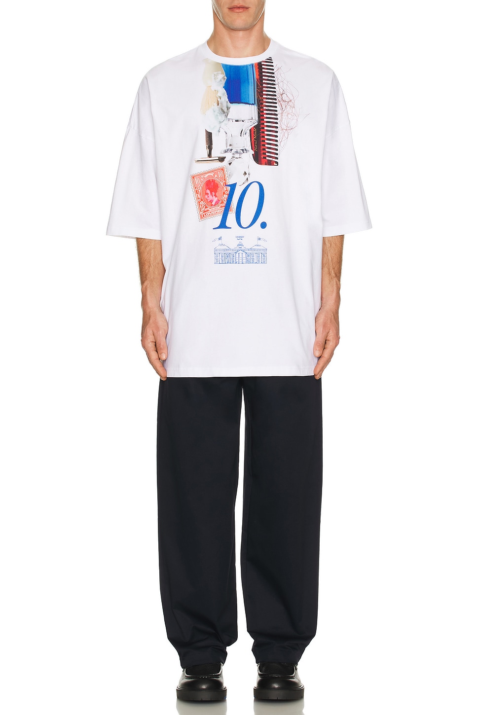 Футболка оверсайз 10 Year Charles Jeffrey Loverboy, Blue Perfume Graphic 
Футболка оверсайз 10 Year Charles Jeffrey Loverboy, Blue Perfume Graphic