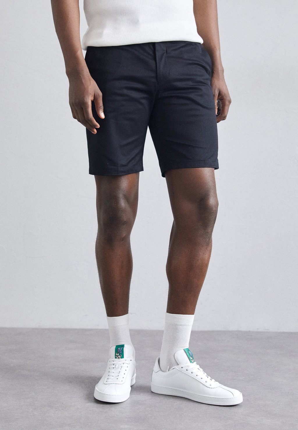 Шорты TENUT Tiger of Sweden, черный
Шорты TENUT Tiger of Sweden, черный