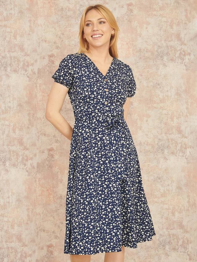 Модное платье-рубашка миди с цветочным рисунком Yumi, темно-синий
Модное платье-рубашка миди с цветочным рисунком Yumi, темно-синий