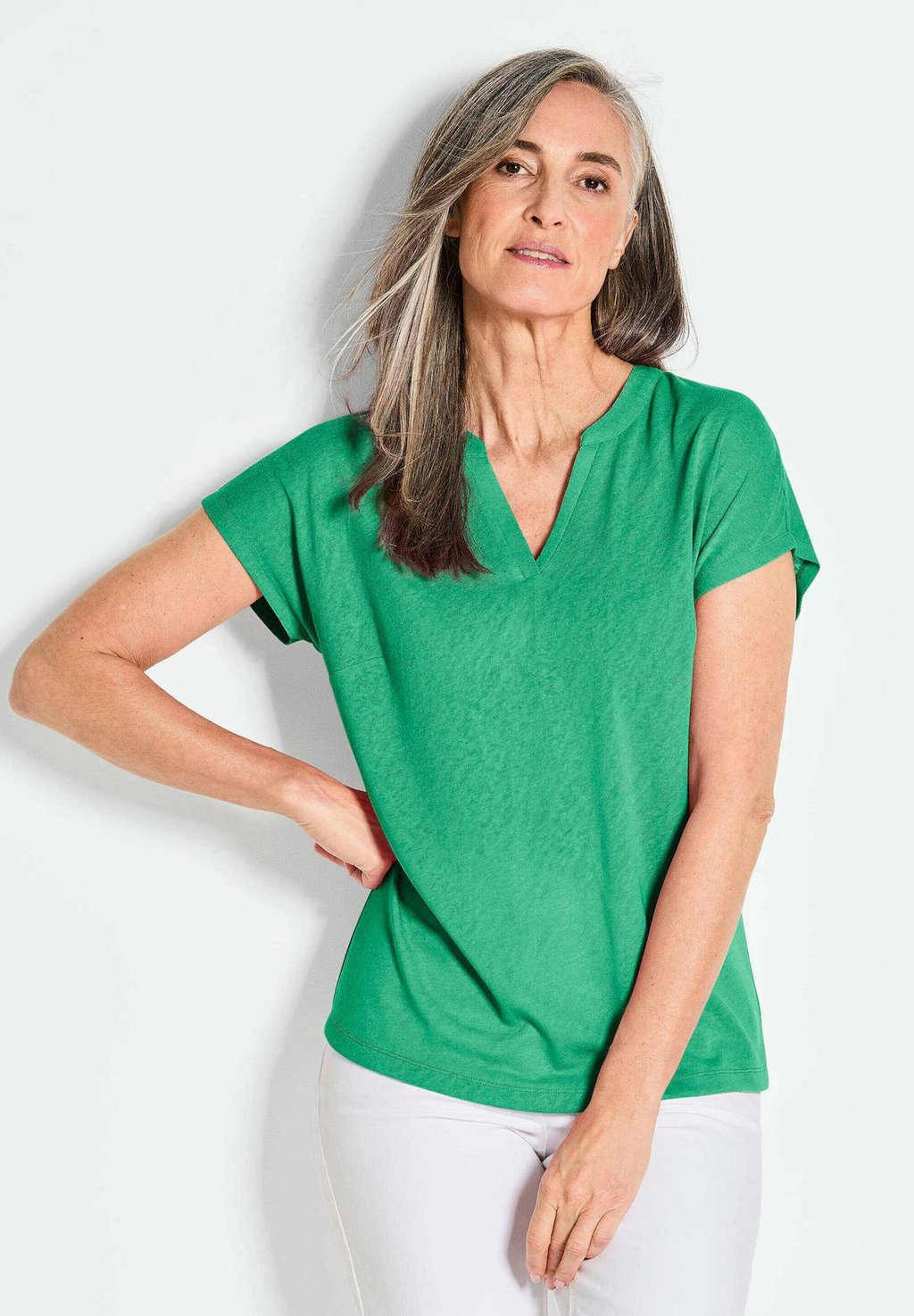 Базовая футболка GOLDNER, зеленый
Базовая футболка GOLDNER, зеленый