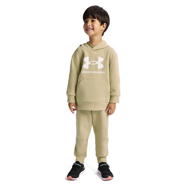 Детский набор для мальчиков 4-7 лет: худи и джоггеры с принтом Under Armour
Детский набор для мальчиков 4-7 лет: худи и джоггеры с принтом Under Armour