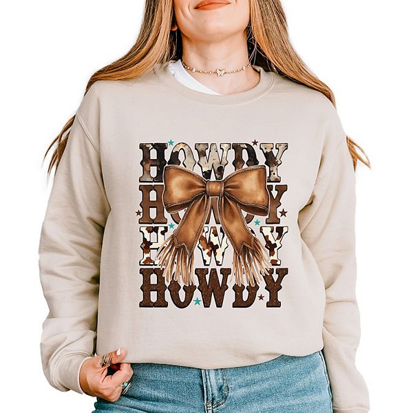 Coquette howdy stacked - Женский графический свитшот Simply Sage Market, Dust
Coquette howdy stacked - Женский графический свитшот Simply Sage Market, Dust