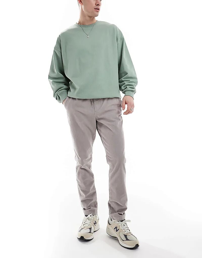 Брюки зауженного кроя с эластичной талией в сером цвете ASOS DESIGN 
Брюки зауженного кроя с эластичной талией в сером цвете ASOS DESIGN