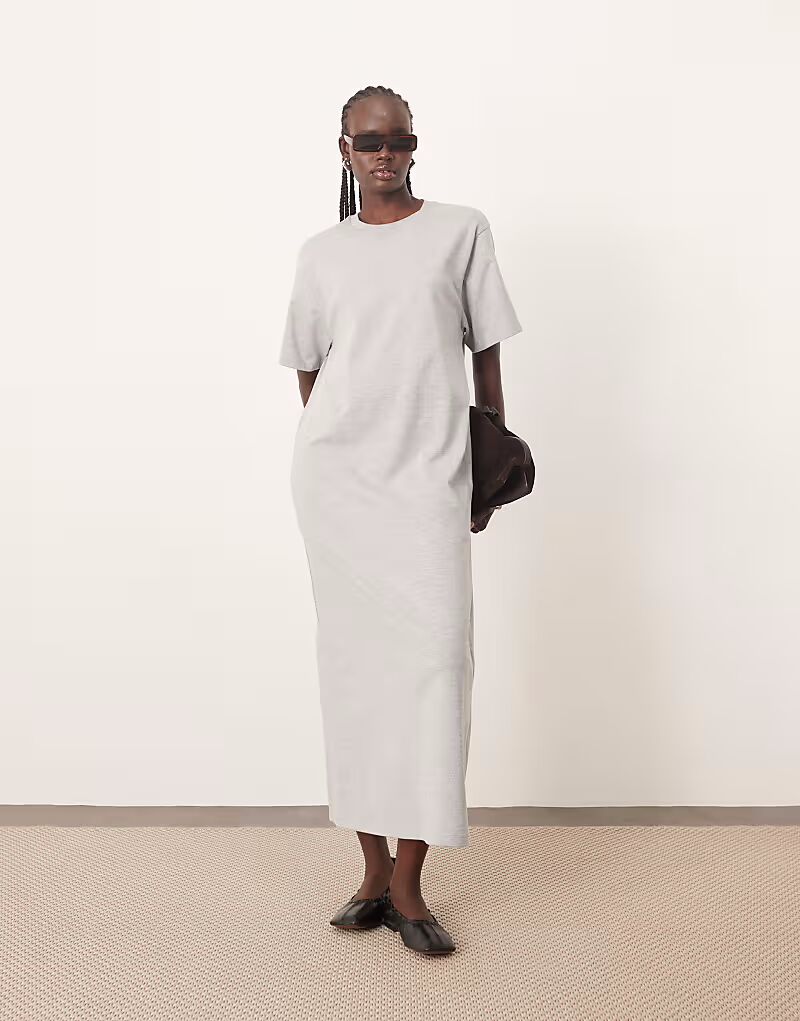 ARRANGE премиум-класса плотное платье-футболка миди серого меланжевого цвета
ARRANGE премиум-класса плотное платье-футболка миди серого меланжевого цвета