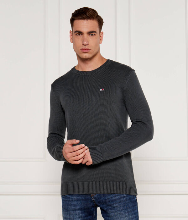 Свитер мужской Tommy Jeans вязаный тонкий, серый
Свитер мужской Tommy Jeans вязаный тонкий, серый