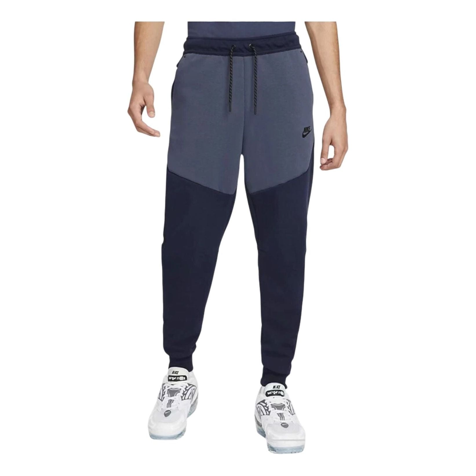 Спортивные брюки Nike Sportswear Tech Fleece Joggers, цвет «Обсидиановый гром», сине-черный
Спортивные брюки Nike Sportswear Tech Fleece Joggers, цвет «Обсидиановый гром», сине-черный