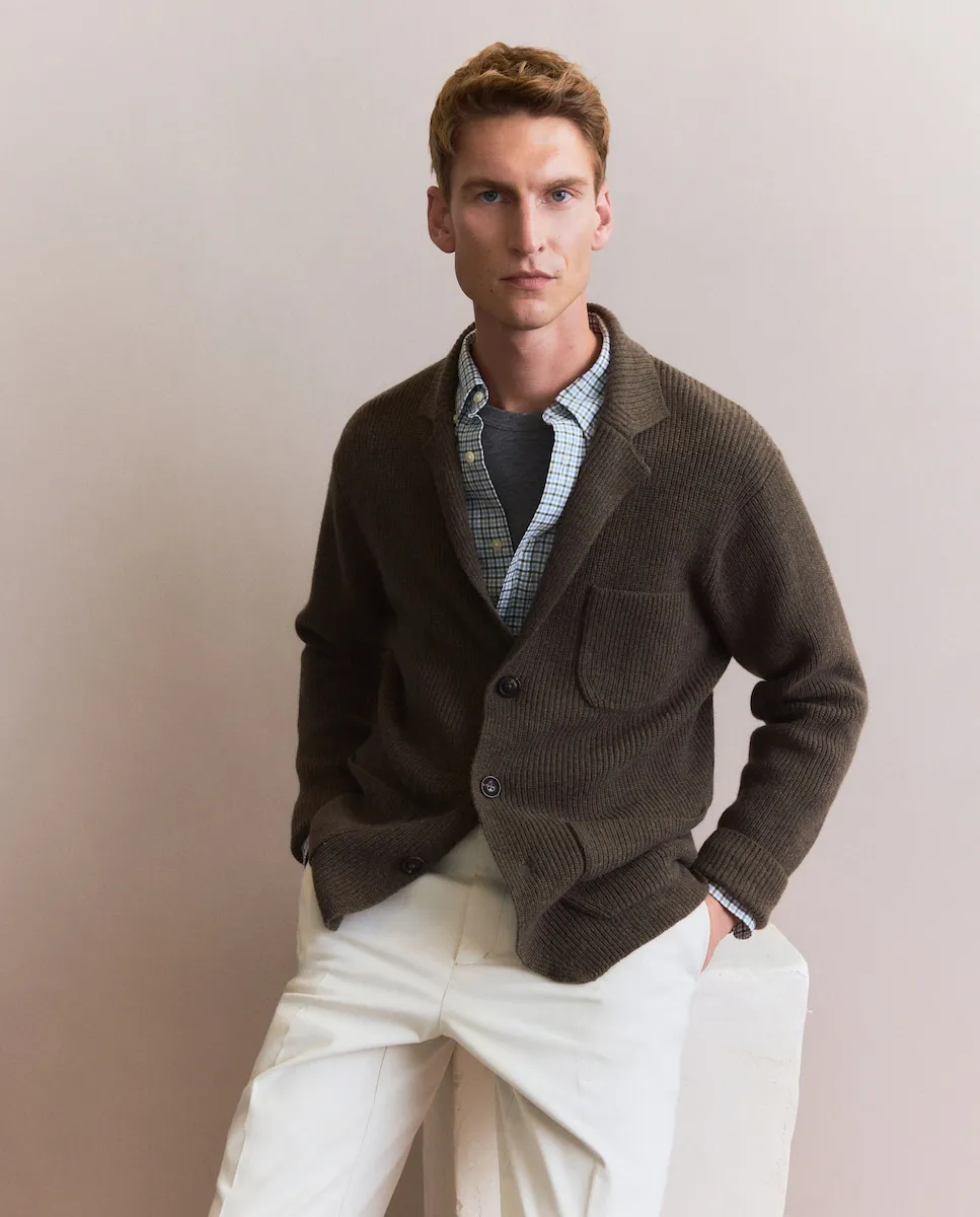 Мужской кардиган с пуговицами, английская вязка, отложной воротник Emidio Tucci, коричневый
Мужской кардиган с пуговицами, английская вязка, отложной воротник Emidio Tucci, коричневый