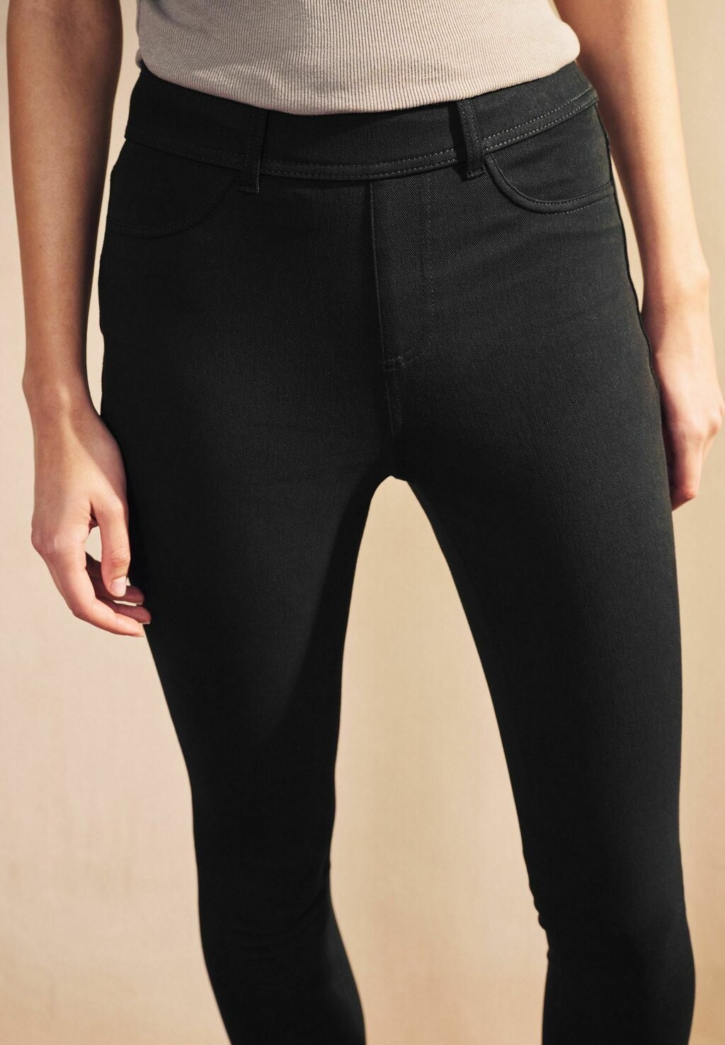 Джинсы скинни PETITE Next, черный
Джинсы скинни PETITE Next, черный