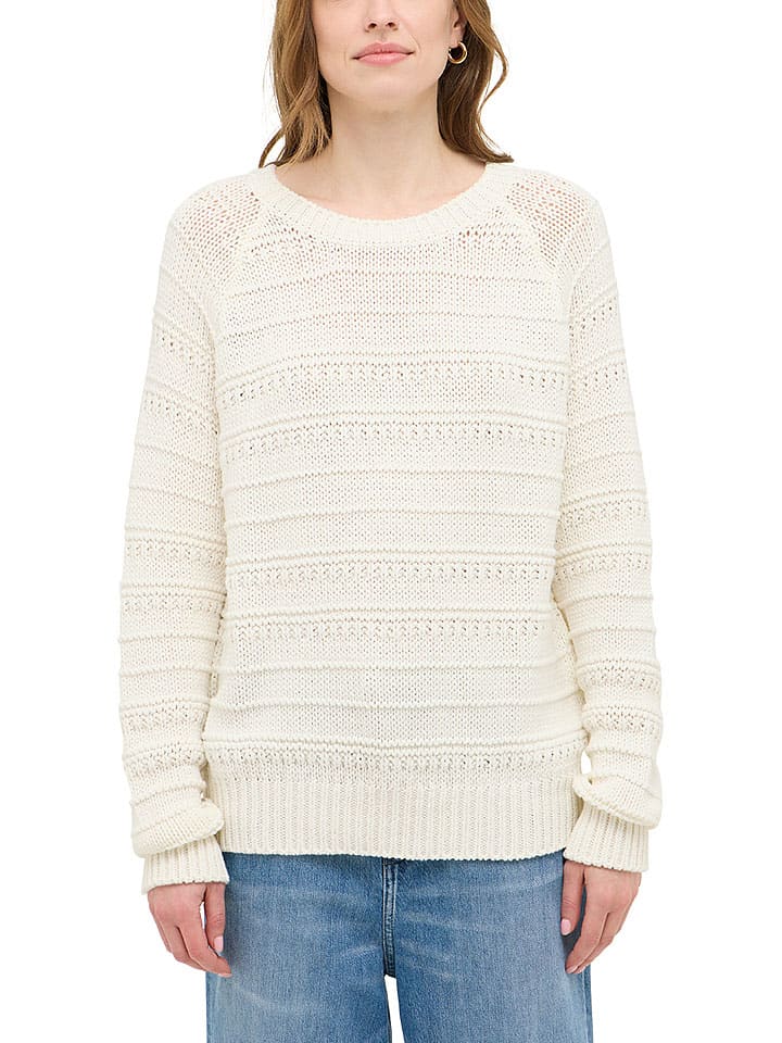 Свитер кремового цвета Mustang
Свитер кремового цвета Mustang