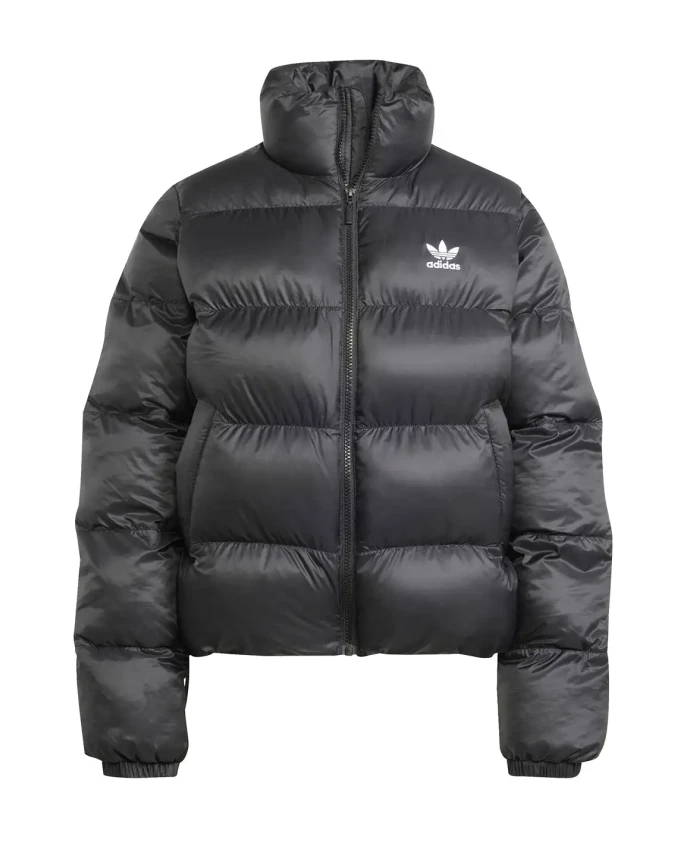 Короткая черная пуховая куртка, стильная и функциональная. Adidas, черный
Короткая черная пуховая куртка, стильная и функциональная. Adidas, черный