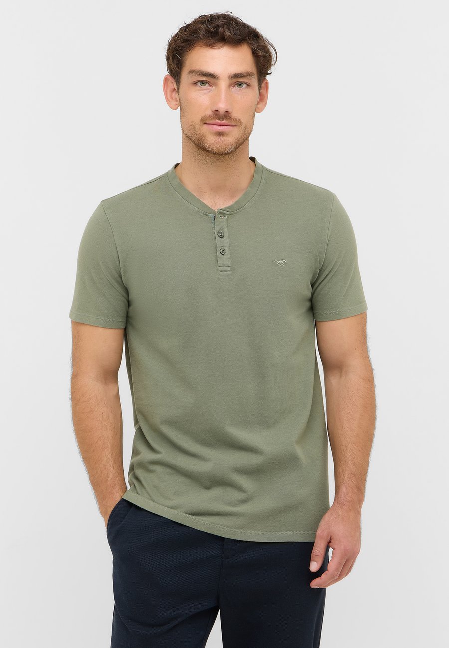 Футболка Mustang STYLE AUSTIN, Grün/Green, Зеленый, Футболка Mustang STYLE AUSTIN, Grün/Green
Футболка Mustang STYLE AUSTIN, Grün/Green, Зеленый, Футболка Mustang STYLE AUSTIN, Grün/Green