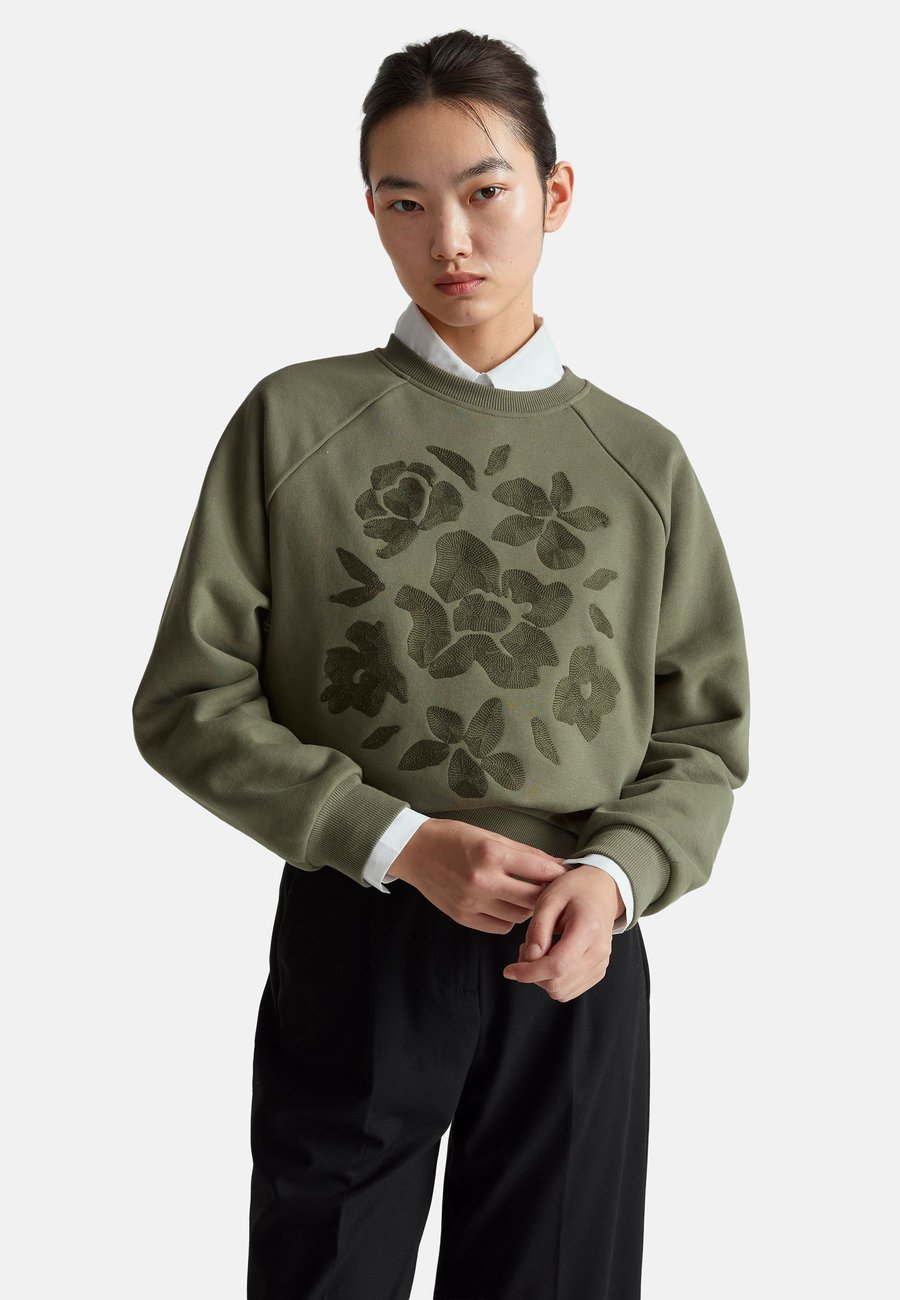 Толстовка United Colors of Benetton CREW NECK, Green
Толстовка United Colors of Benetton CREW NECK, Green