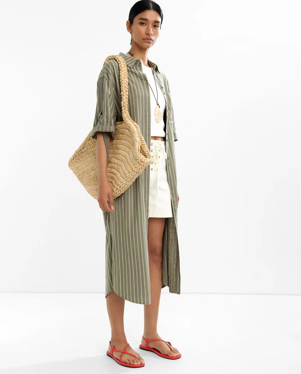 Мидди-платье рубашечного кроя с дипломатическим полосатым принтом Parfois, зеленый
Мидди-платье рубашечного кроя с дипломатическим полосатым принтом Parfois, зеленый