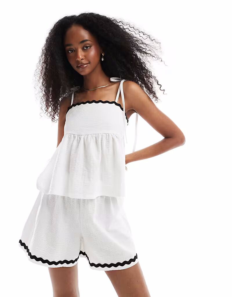 Miss Selfridge ric rac cami top co-ord
Miss Selfridge ric rac cami top co-ord