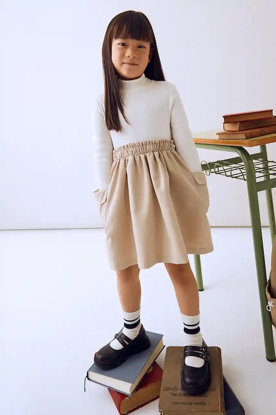 Детское платье Mayoral, бежевый
Детское платье Mayoral, бежевый