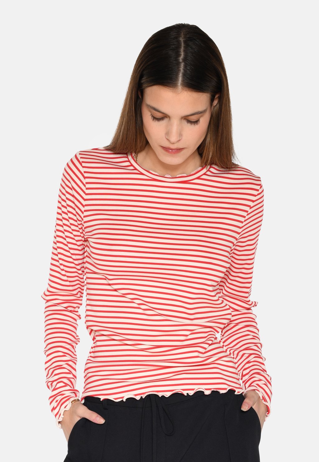 Топ с длинными рукавами MARKHILD Moves, красный
Топ с длинными рукавами MARKHILD Moves, красный