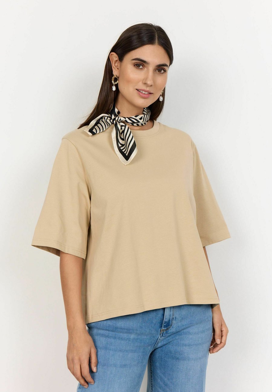 Футболка Soyaconcept SC-PASCALE 1, Sand/Brown, Коричневый, Футболка Soyaconcept SC-PASCALE 1, Sand/Brown
Футболка Soyaconcept SC-PASCALE 1, Sand/Brown, Коричневый, Футболка Soyaconcept SC-PASCALE 1, Sand/Brown