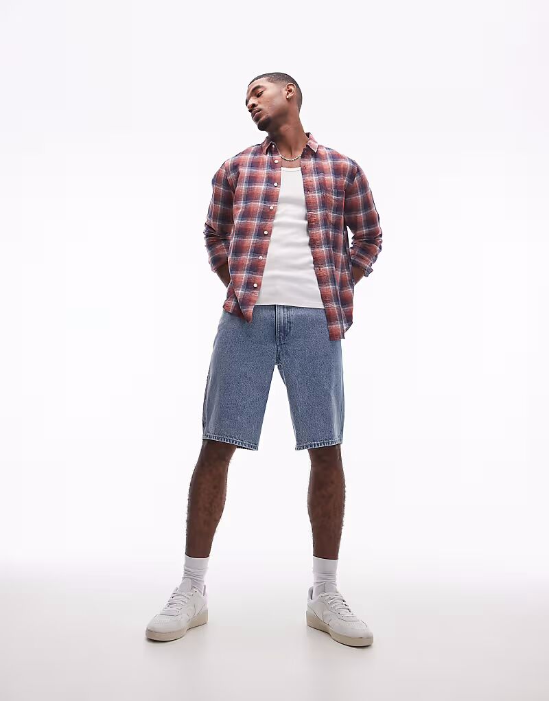 Levi's Workwear capsule 568 джинсовые шорты свободного кроя цвета средней стирки
Levi's Workwear capsule 568 джинсовые шорты свободного кроя цвета средней стирки