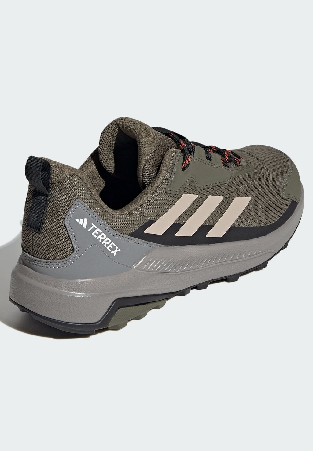 Кроссовки Anylander Adidas Terrex, оливковые слои бежевого цвета, черный цвет
Кроссовки Anylander Adidas Terrex, оливковые слои бежевого цвета, черный цвет
