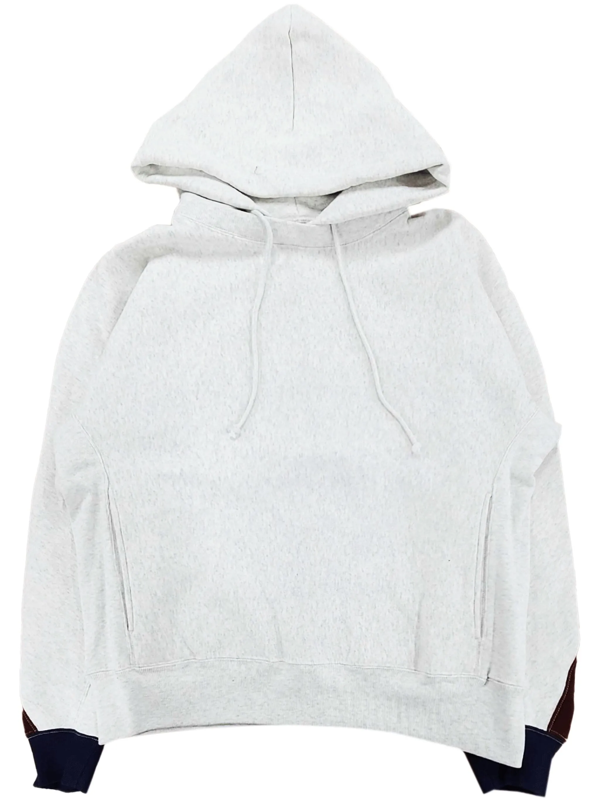 Худи с вышитым логотипом из коллаборации с Champion N.Hoolywood, белый
Худи с вышитым логотипом из коллаборации с Champion N.Hoolywood, белый