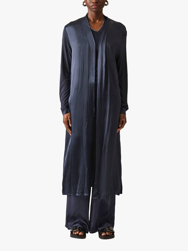 Длинный атласный кардиган James Lakeland, темно-синий
Длинный атласный кардиган James Lakeland, темно-синий