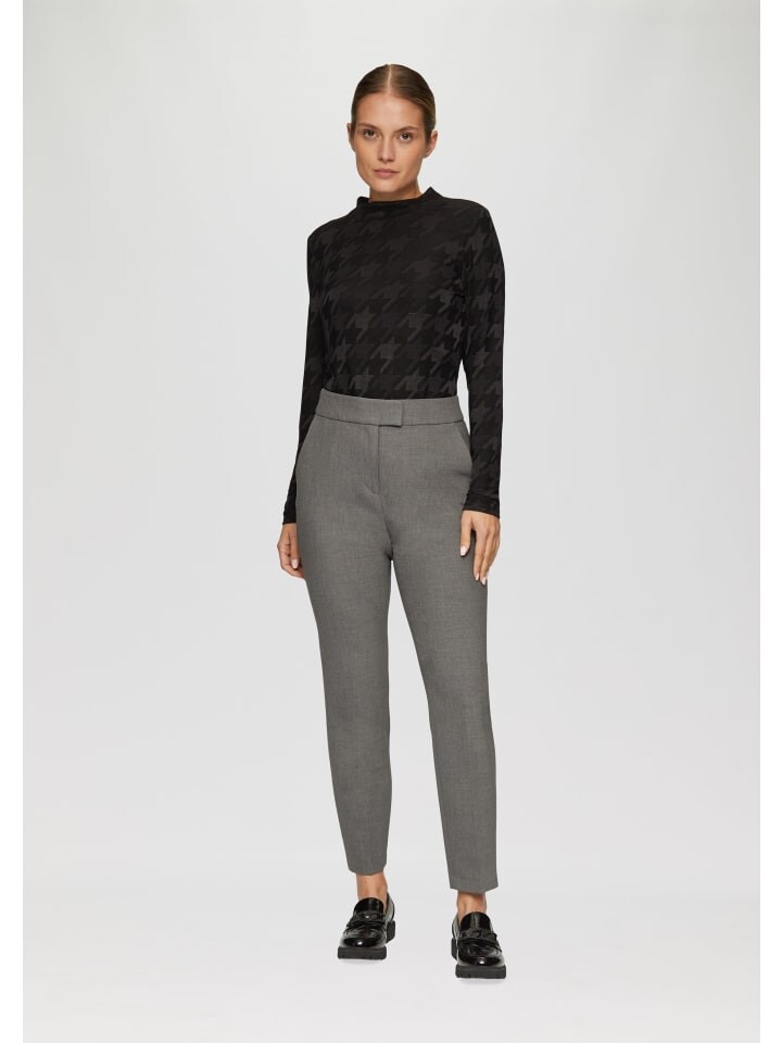 Футболка sOliver BLACK LABEL langarm, черный
Футболка sOliver BLACK LABEL langarm, черный