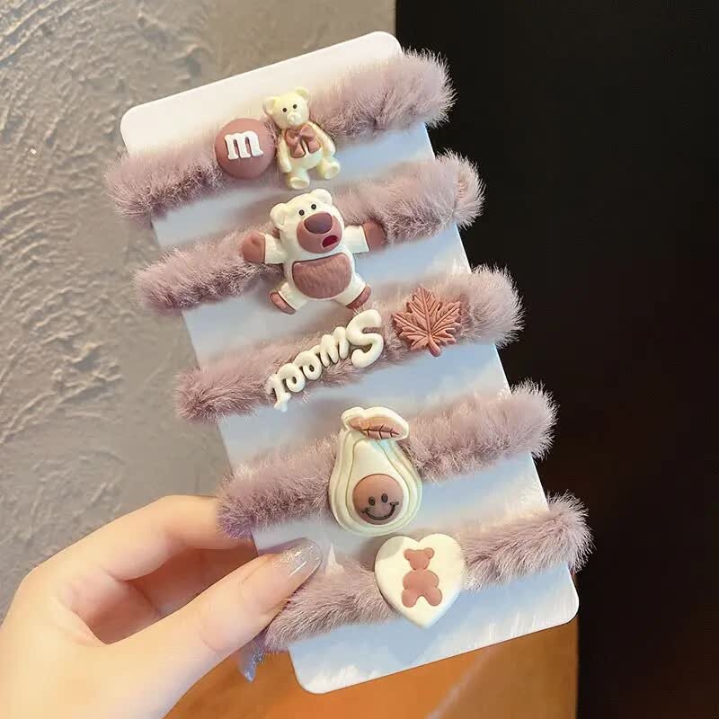 Набор из 5 булавок и зажимов для девочек, тип III Inna Marka
Набор из 5 булавок и зажимов для девочек, тип III Inna Marka