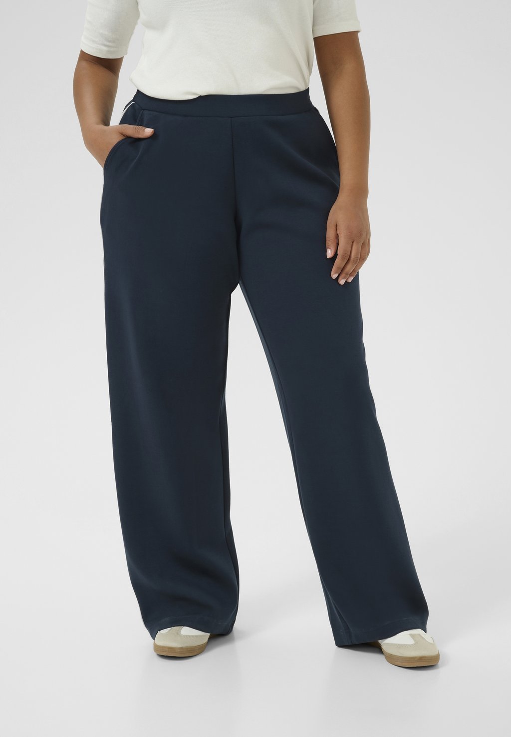 Спортивные штаны Kaffe Curve, темно-синий 
Спортивные штаны Kaffe Curve, темно-синий