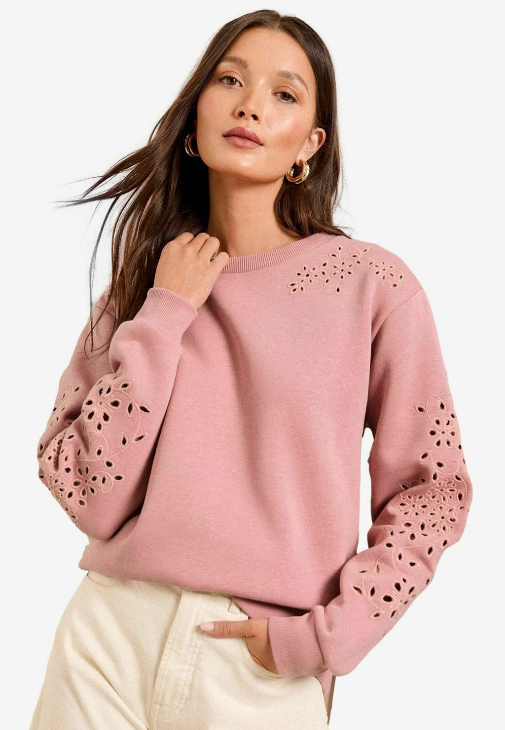 Толстовка Love & Roses, фуксия
Толстовка Love & Roses, фуксия