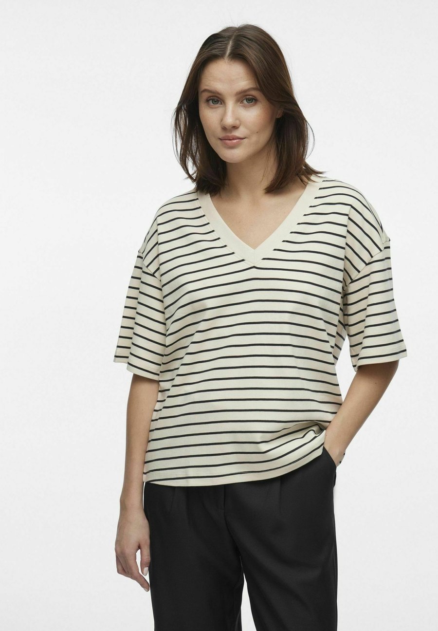 Футболка VILA MIT KURZEN ÄRMELN V-AUSSCHNITT, Birch/White
Футболка VILA MIT KURZEN ÄRMELN V-AUSSCHNITT, Birch/White