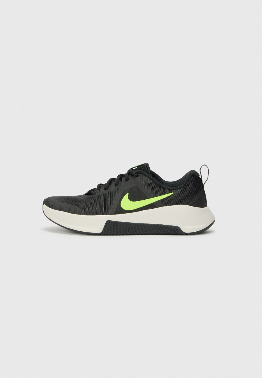 Кроссовки Nike Performance MC 3, Black/Volt Phantom/Black
Кроссовки Nike Performance MC 3, Black/Volt Phantom/Black