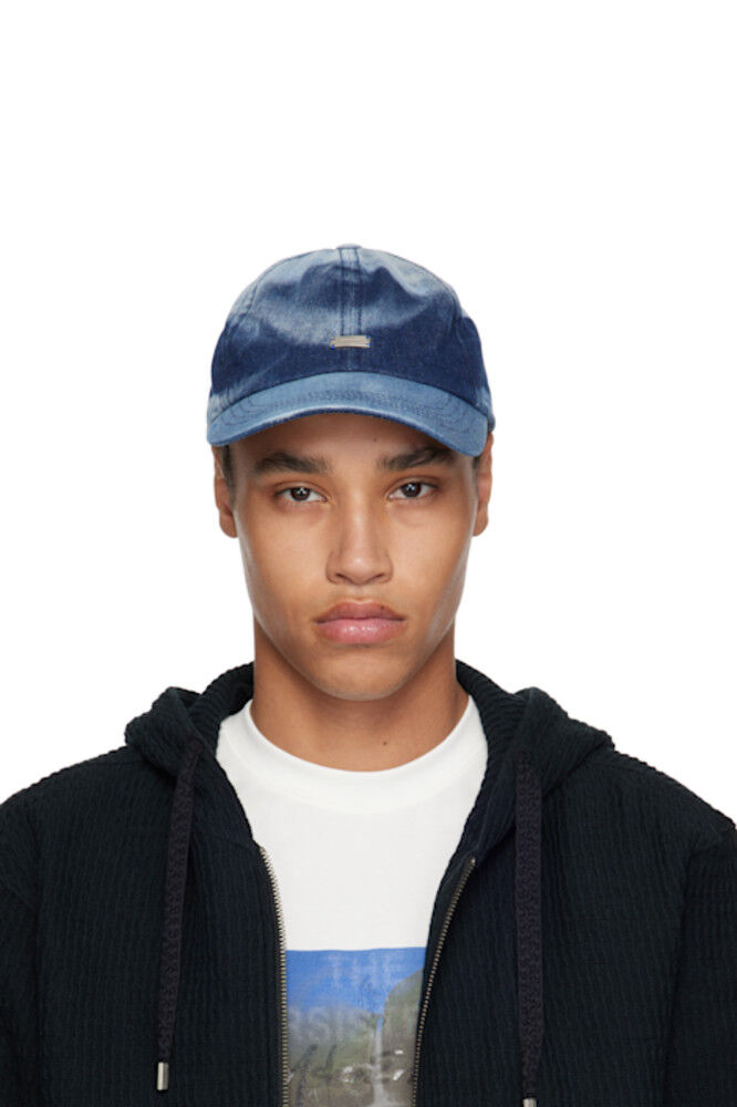 Синяя выцветшая кепка ADER error
Синяя выцветшая кепка ADER error