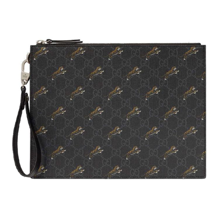 GUCCI Кожаная вставка на холщовой клатч мужской черно-серый
GUCCI Кожаная вставка на холщовой клатч мужской черно-серый