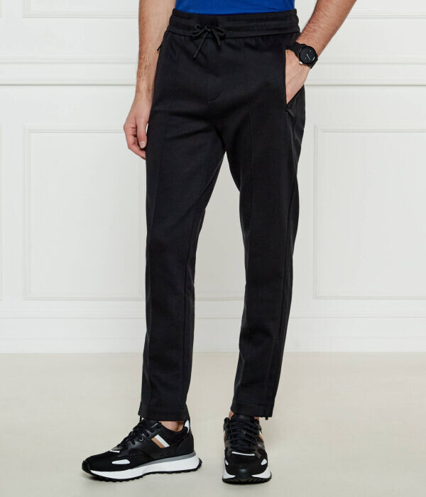 Штаны спортивные Boss P-Lamont 224 прямой посадки, черный
Штаны спортивные Boss P-Lamont 224 прямой посадки, черный