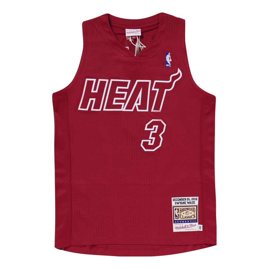 Баскетбольное джерси Mitchell & Ness NBA Authentic Jersey 'Miami Heat - Dwyane Wade 2012-13'
Баскетбольное джерси Mitchell & Ness NBA Authentic Jersey 'Miami Heat - Dwyane Wade 2012-13'