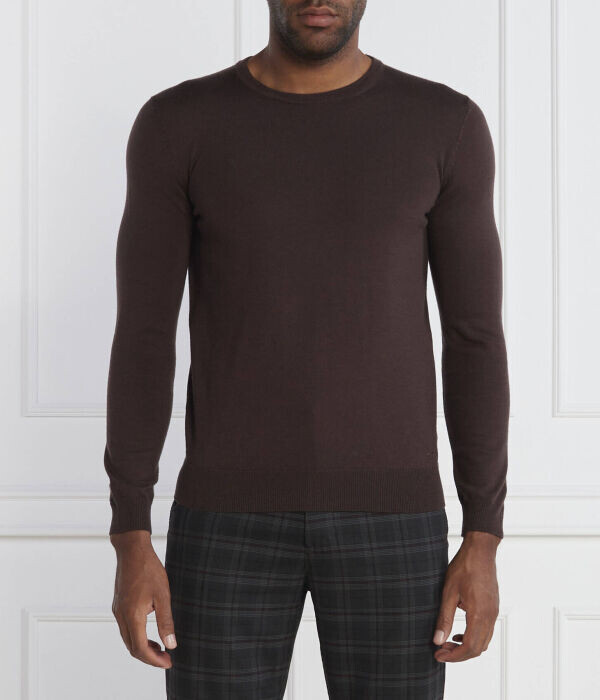 Свитер мужской Hugo шерстяной облегающий, коричневый
Свитер мужской Hugo шерстяной облегающий, коричневый