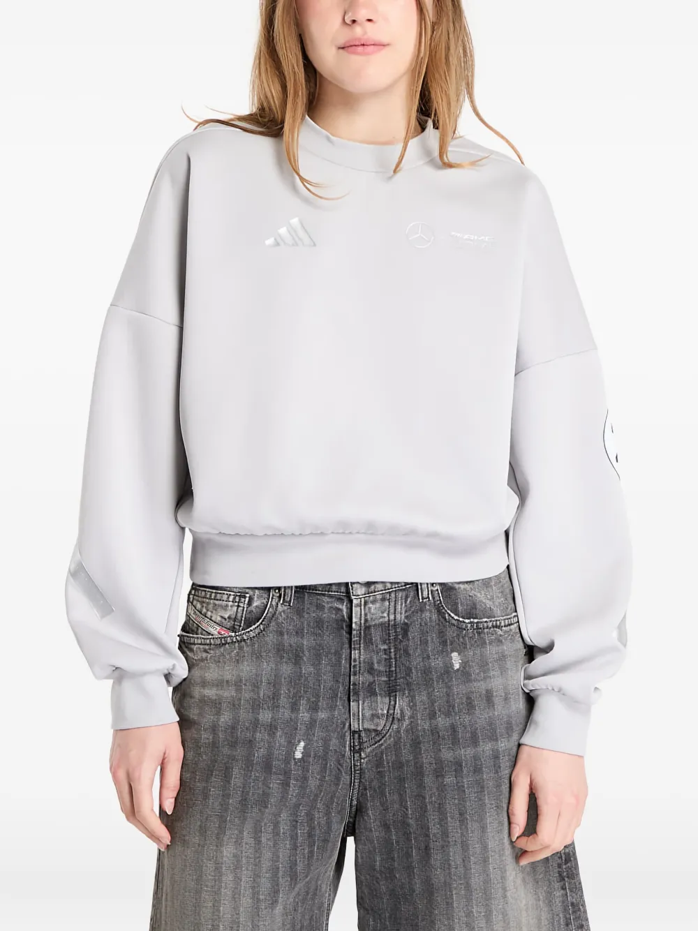 Толстовка с логотипом Mercedes AMG Adidas, серый
Толстовка с логотипом Mercedes AMG Adidas, серый