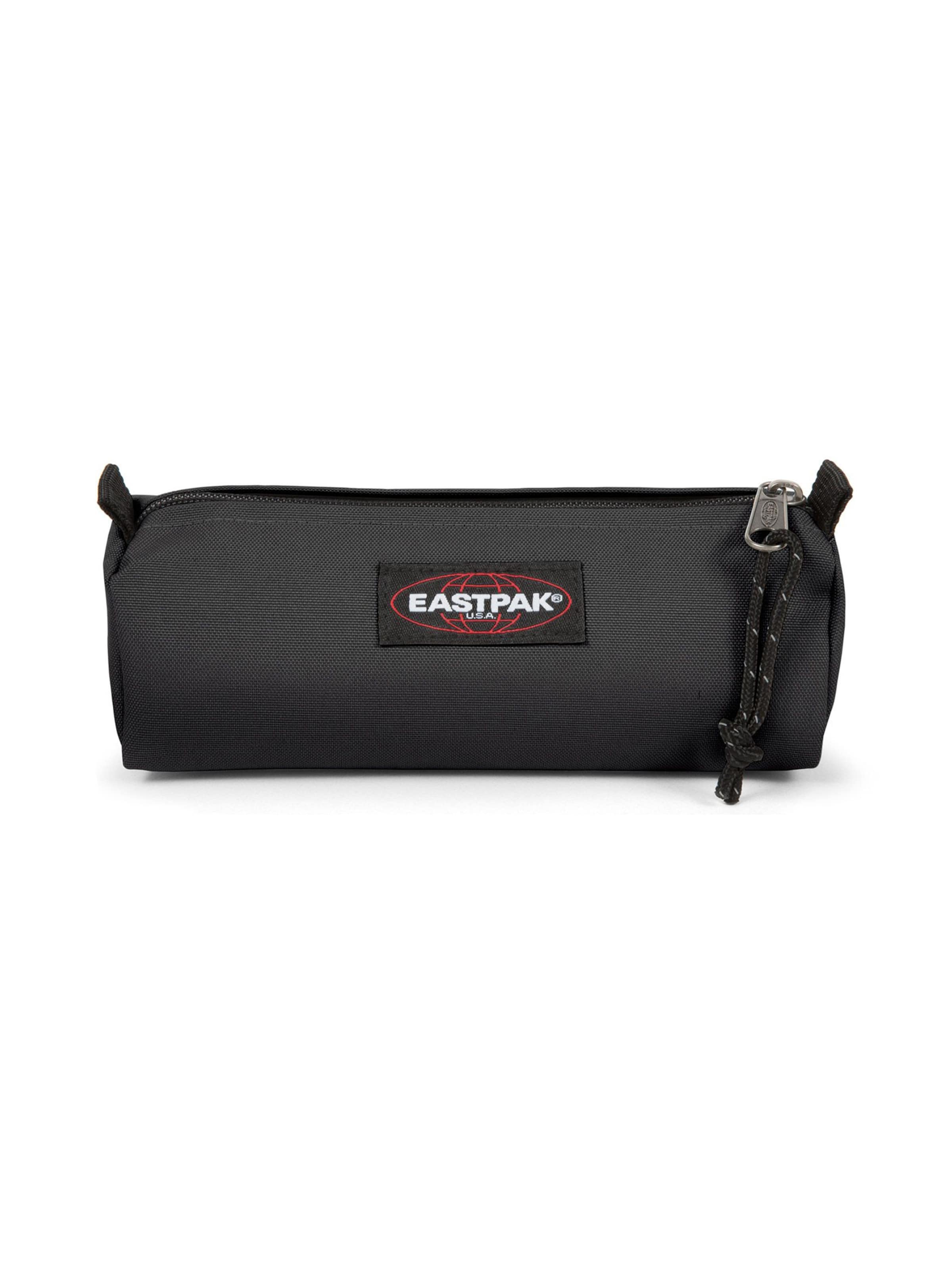 EASTPAK Чехол в черном цвете
EASTPAK Чехол в черном цвете
