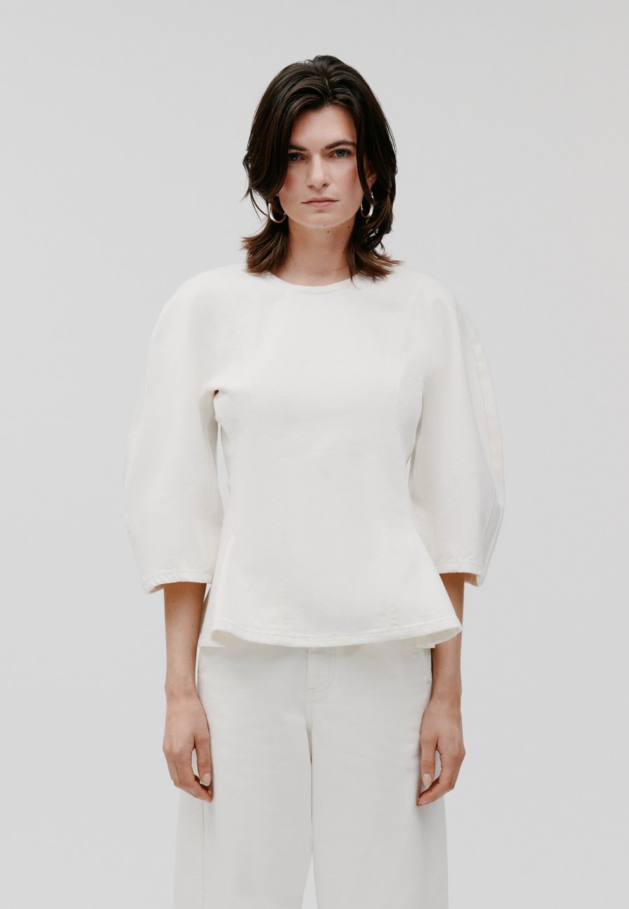 Блуза IVY OAK Blouse, Schneeweiß/White
Блуза IVY OAK Blouse, Schneeweiß/White