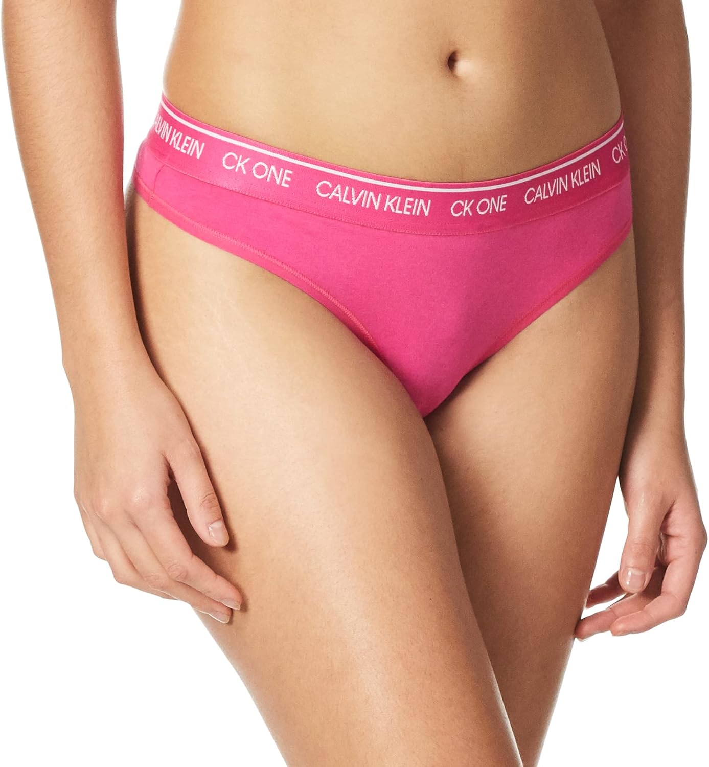 Женские трусики-стринги Calvin Klein Ck One Cotton, Party Pink
Женские трусики-стринги Calvin Klein Ck One Cotton, Party Pink