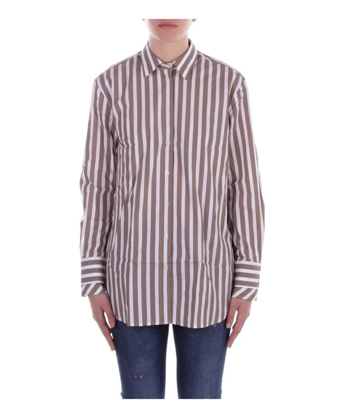 Зеленая футболка с логотипом, приталенный крой Fay, коричневый, Зеленый, Зеленая футболка с логотипом, приталенный крой Fay, коричневый
Зеленая футболка с логотипом, приталенный крой Fay, коричневый, Зеленый, Зеленая футболка с логотипом, приталенный крой Fay, коричневый