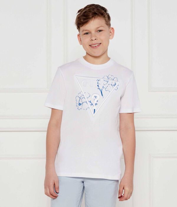 Футболки Oversize fit Guess, белый 
Футболки Oversize fit Guess, белый