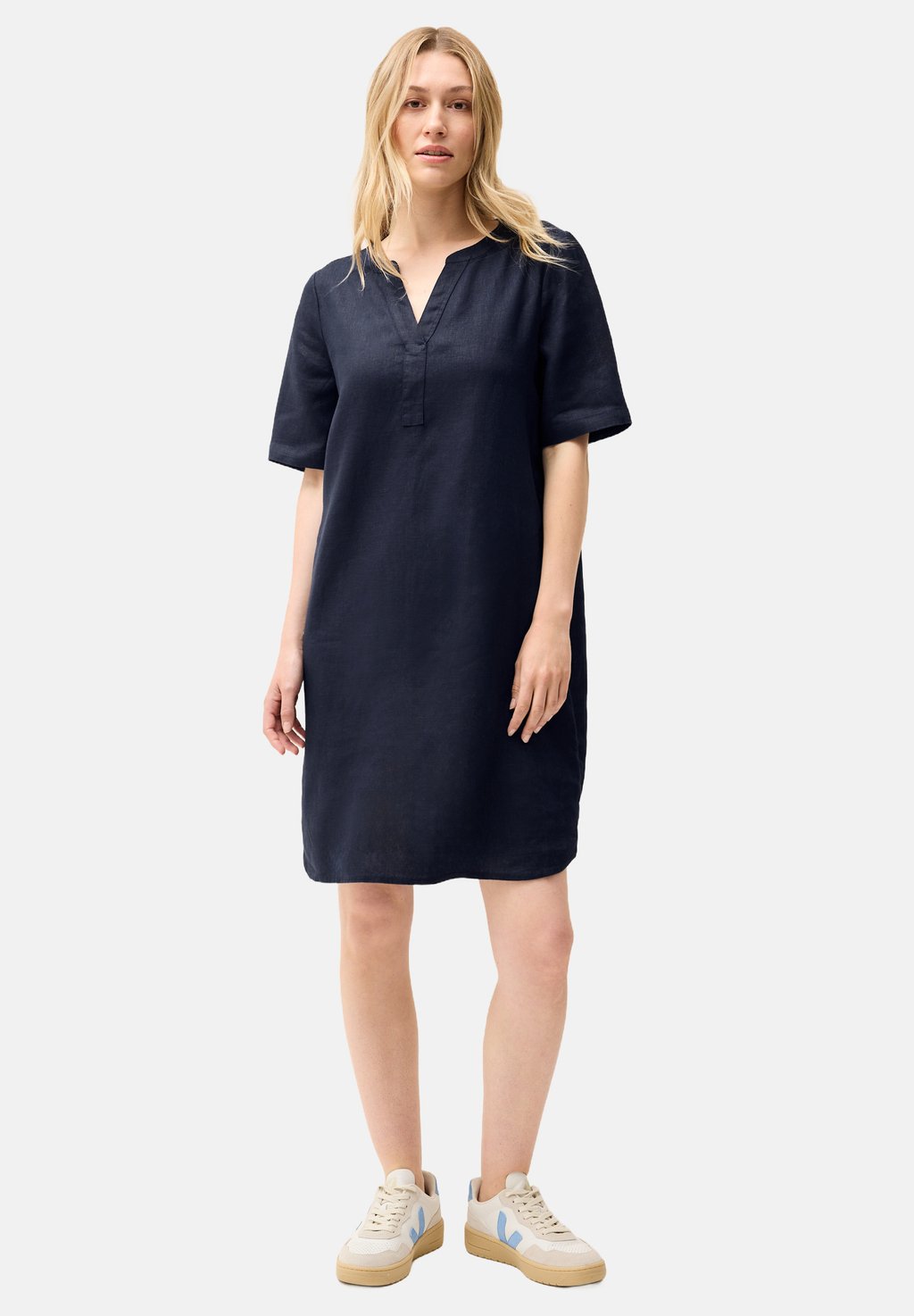 Повседневное платье SPLIT NECK Cecil, синий
Повседневное платье SPLIT NECK Cecil, синий