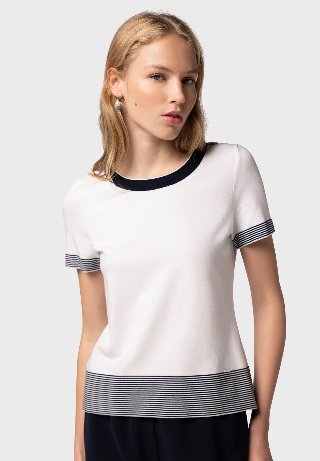 Джемпер NAULOVER, белый
Джемпер NAULOVER, белый