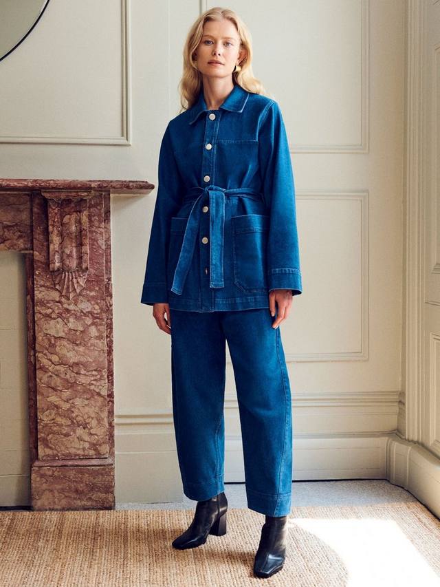 Удлиненная джинсовая куртка macy с поясом VIVERE, синий
Удлиненная джинсовая куртка macy с поясом VIVERE, синий