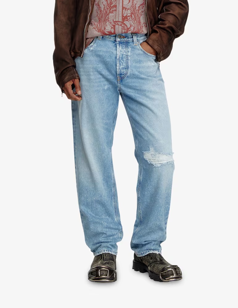 Прямые джинсы d-macs 2010-го года Diesel, светло-голубой 
Прямые джинсы d-macs 2010-го года Diesel, светло-голубой