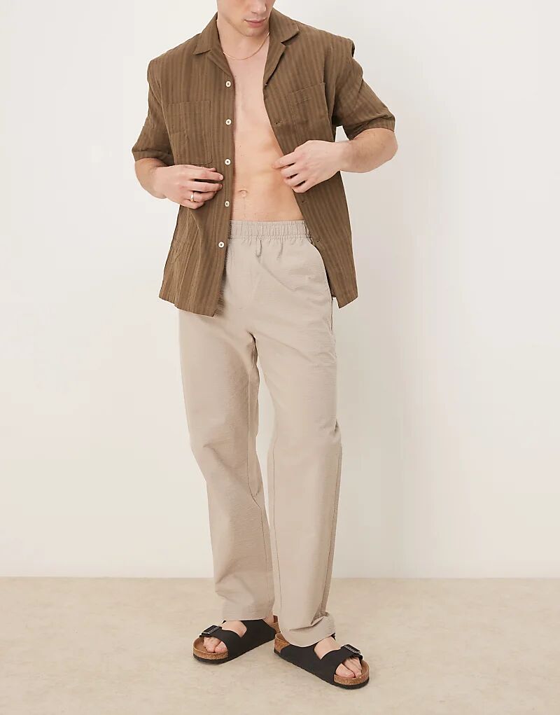 Отборные брюки прямого кроя из сирсакера Selected кремового цвета
Отборные брюки прямого кроя из сирсакера Selected кремового цвета